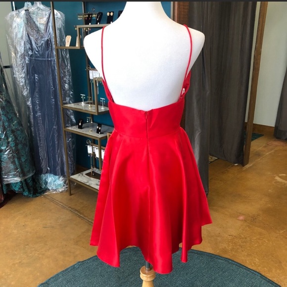 *STORE CLOSING CLEARANCE* NWT Sherri Hill Cocktail 👗 - Picture 2 of 3